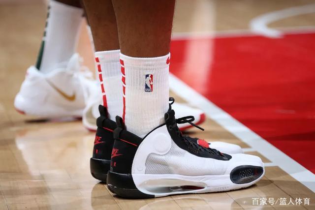 伦敦世乒赛团体赛全面铺开 中国香港旗开得胜