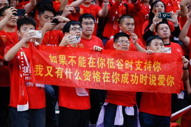 追梦：骑士需更多通过内线发动进攻 活塞的防守强点都在后卫线